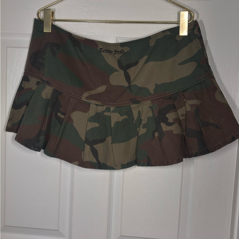 XL Teddy Fresh Pleated Mini Skirt Set - Picture 3 of 13